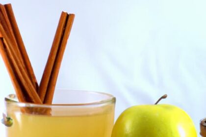 Apple Cinnamon Tea: A Cozy Brew Packed with Benefits