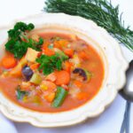Hearty Pasta e Fagioli: A Classic Vegetarian Comfort Soup