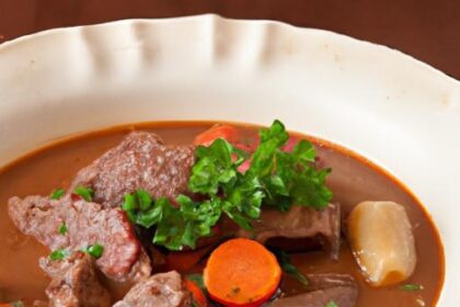 Hearty Old-Fashioned Beef Stew: Timeless Comfort in a Bowl