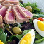 Tuna Niçoise Salad: Fresh Flavor Without Wine Dressing