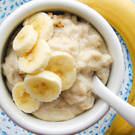Energize Mornings with a Creamy Banana Oatmeal Smoothie