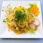 Crunchy Vegetarian Ramen Salad: A Flavorful Twist