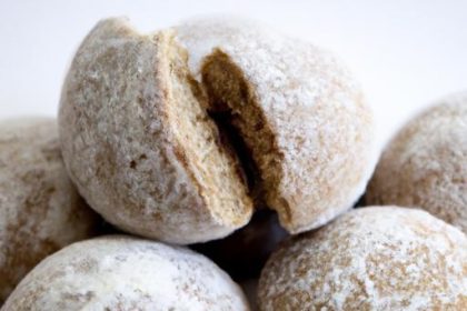 Delighting in Russian Tea Cakes: A Sweet Tradition Unwrapped