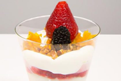 Layered Delight: The Art of Crafting Greek Yogurt Parfaits